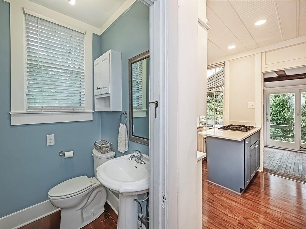 2480 Noblestown Road Pittsburgh, PA 15205 - Photo 28 of 40 Gallery Image 28