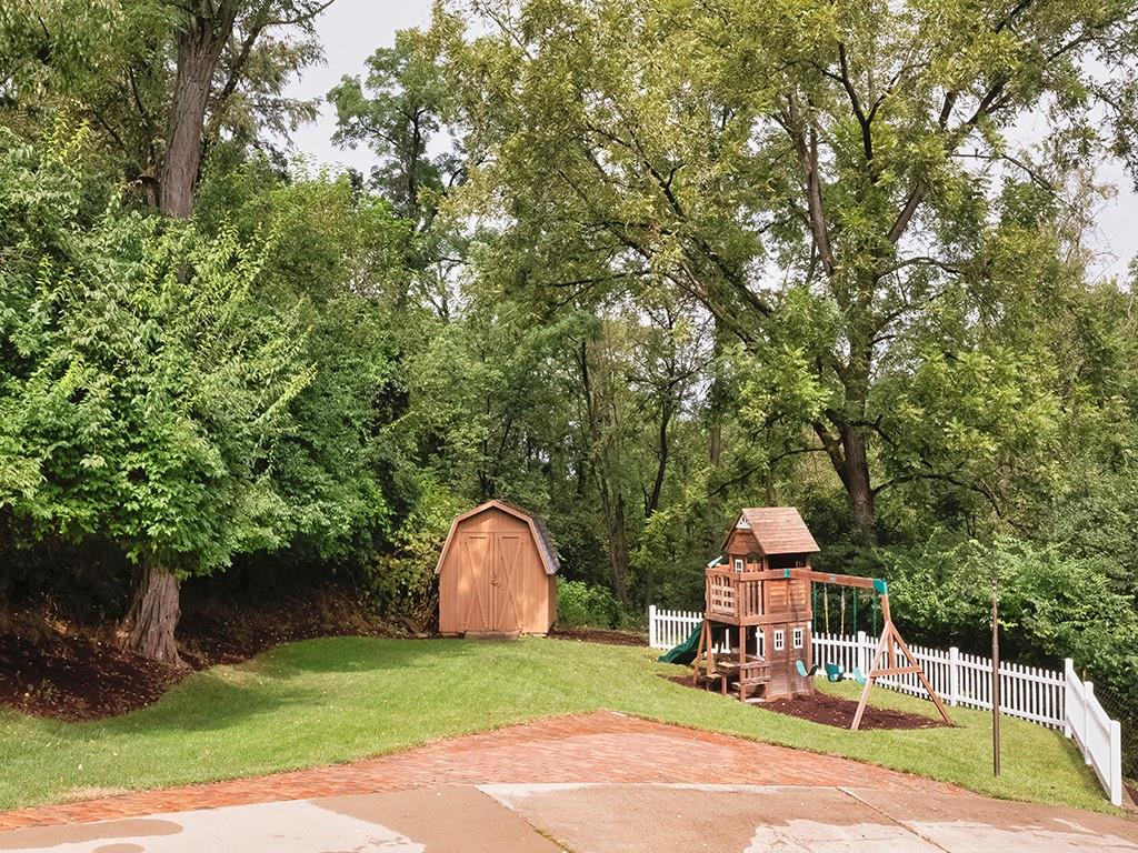 2480 Noblestown Road Pittsburgh, PA 15205 - Photo 8 of 40 Gallery Image 8