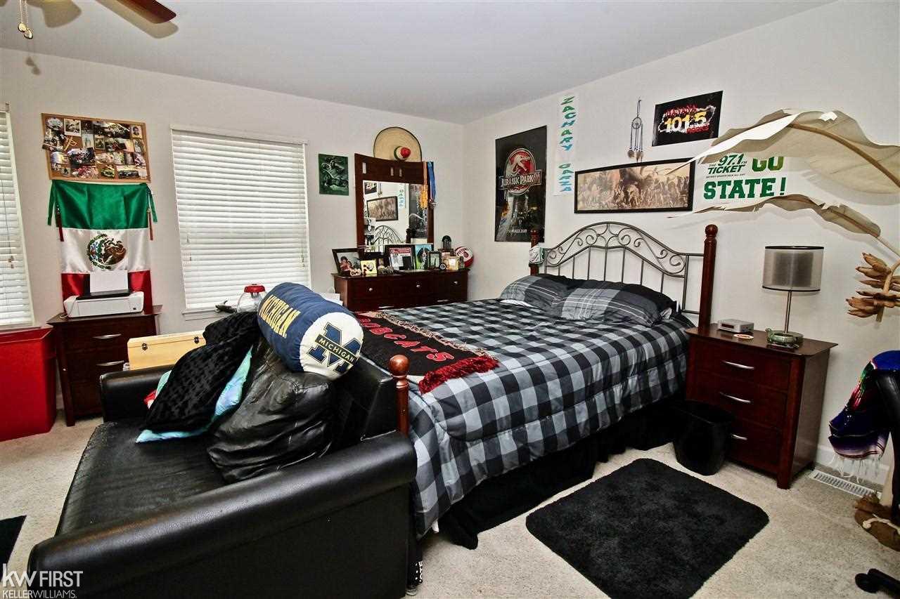 6465 East Hill Road Grand Blanc, MI 48439 - Photo 34 of 49 50038304-33.JPG