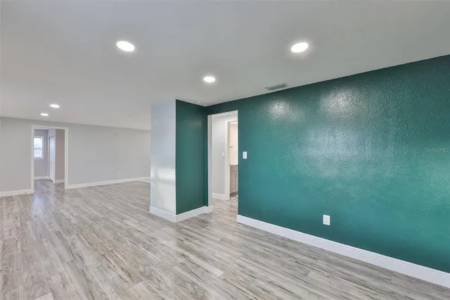 $3,000 | 12870 101st Way North, Largo, FL 33771