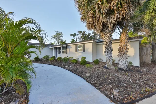 $3,000 | 12870 101st Way North, Largo, FL 33771