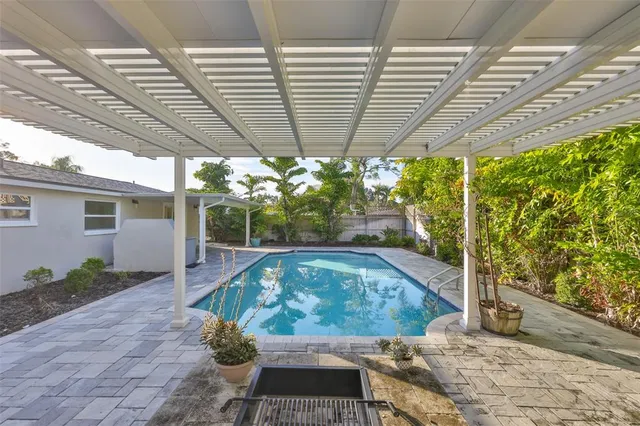 $3,000 | 12870 101st Way North, Largo, FL 33771