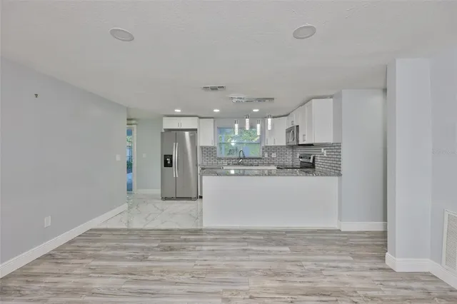 $3,000 | 12870 101st Way North, Largo, FL 33771