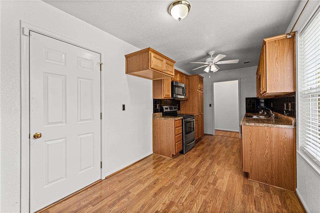 605 Bob F Griffin Road Cameron, MO 64429 - Photo 9 of 35