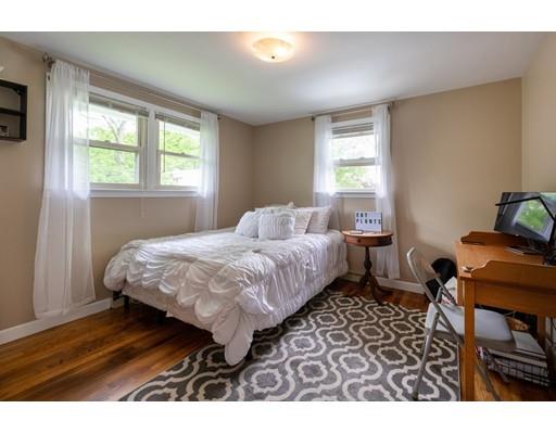12 Usher Road Grafton, MA 01536 - Photo 8 of 29 Gallery Image 8