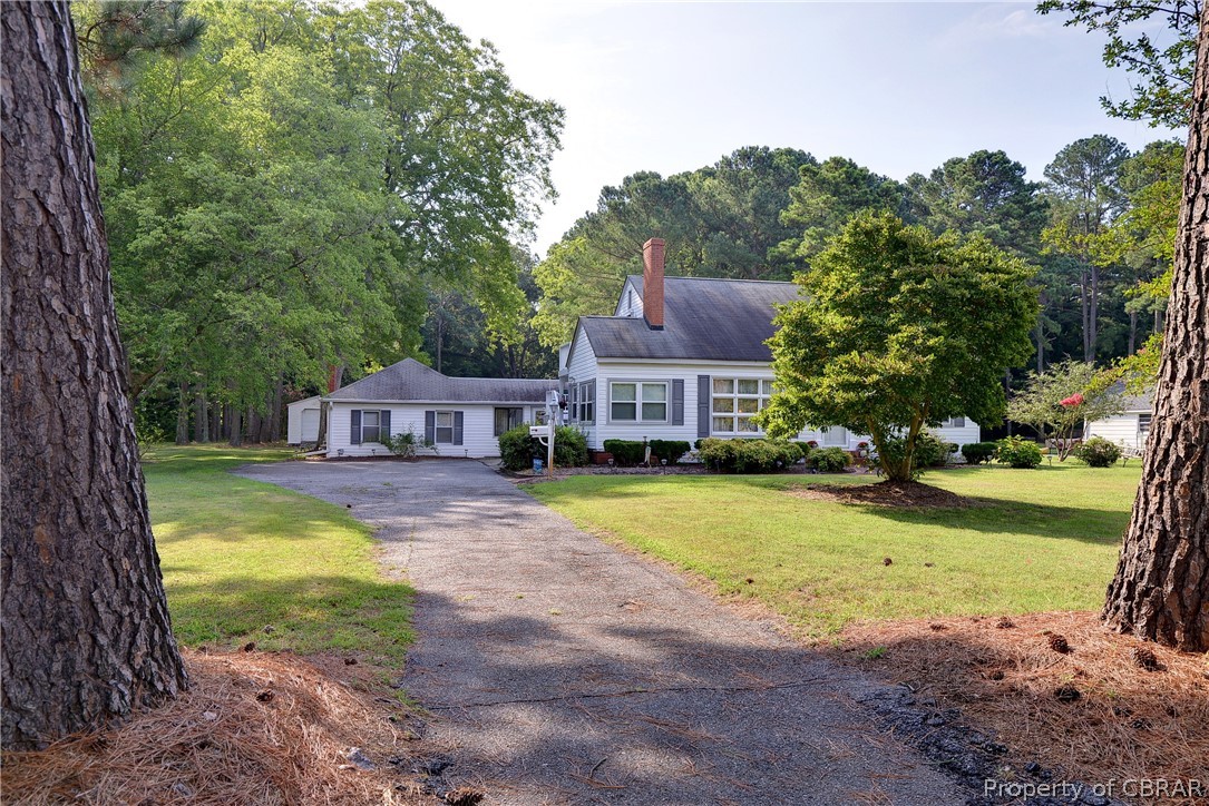 722 Yorktown Road Poquoson, VA 23662 - Photo 2 of 48