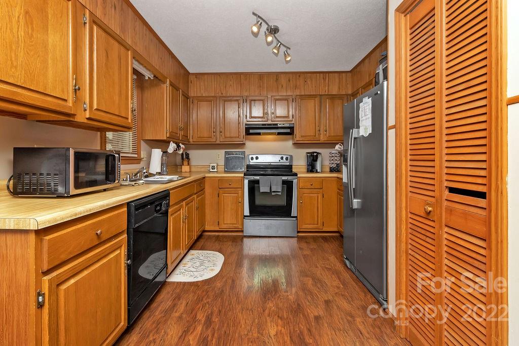 750 Selica Road Brevard, NC 28712 - Photo 14 of 43 Gallery Image 14