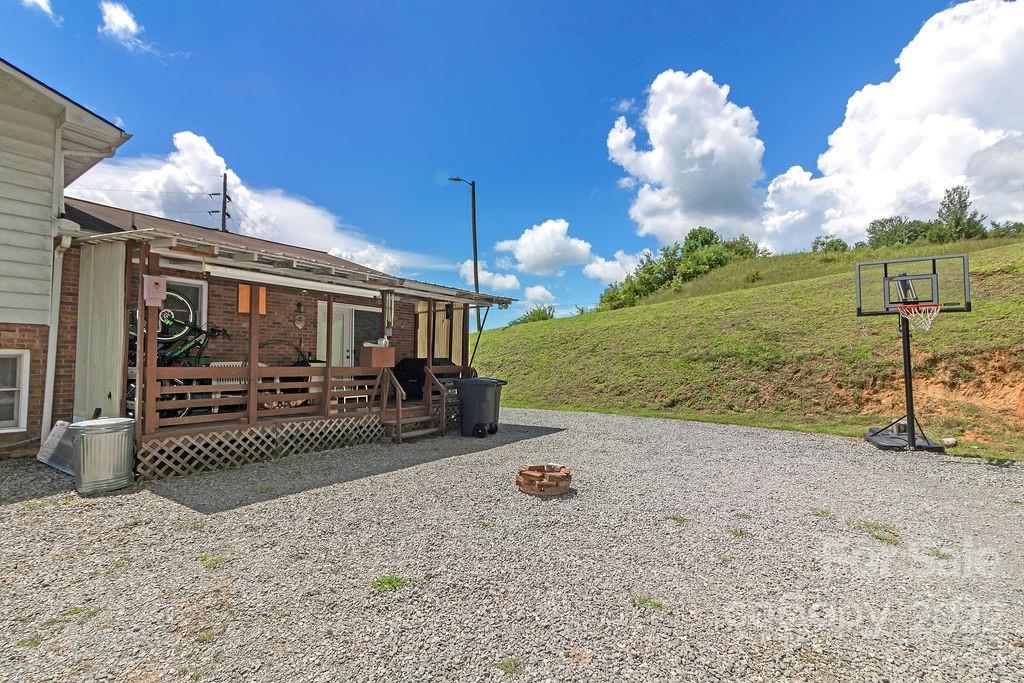 750 Selica Road Brevard, NC 28712 - Photo 33 of 43 Gallery Image 33