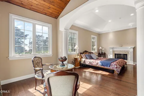 $4,897,000 | 1737 Fairmount Avenue, La Canada Flintridge, CA 91011