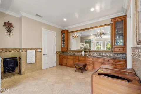 $4,897,000 | 1737 Fairmount Avenue, La Canada Flintridge, CA 91011