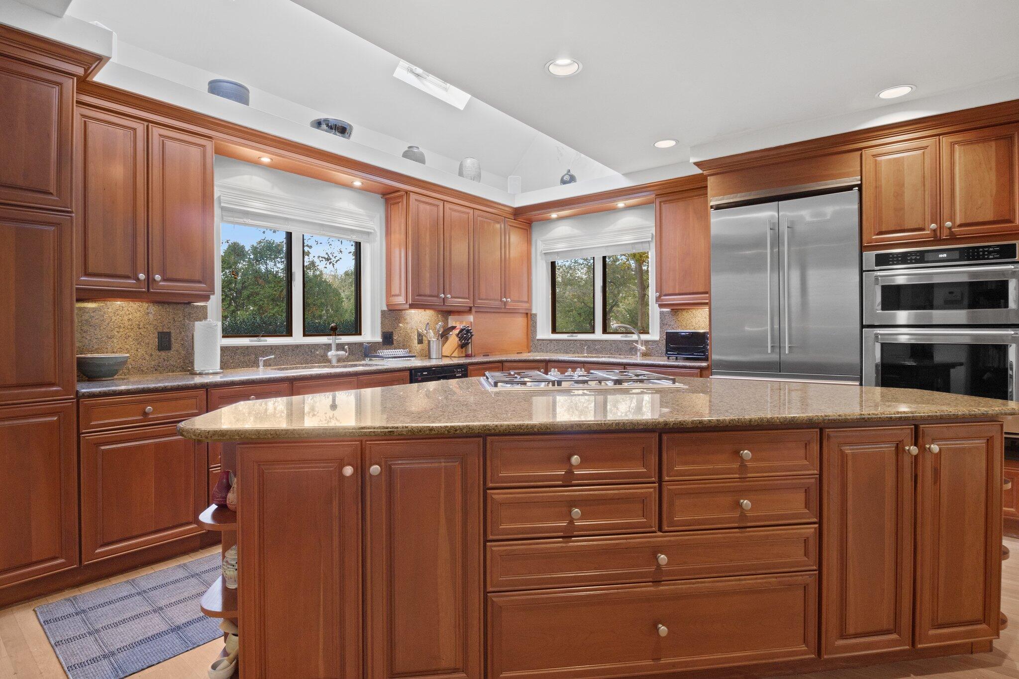 135 Locust Road Eastham, MA 02642 - Photo 22 of 88 25-web-or-mls-135-locust-rd