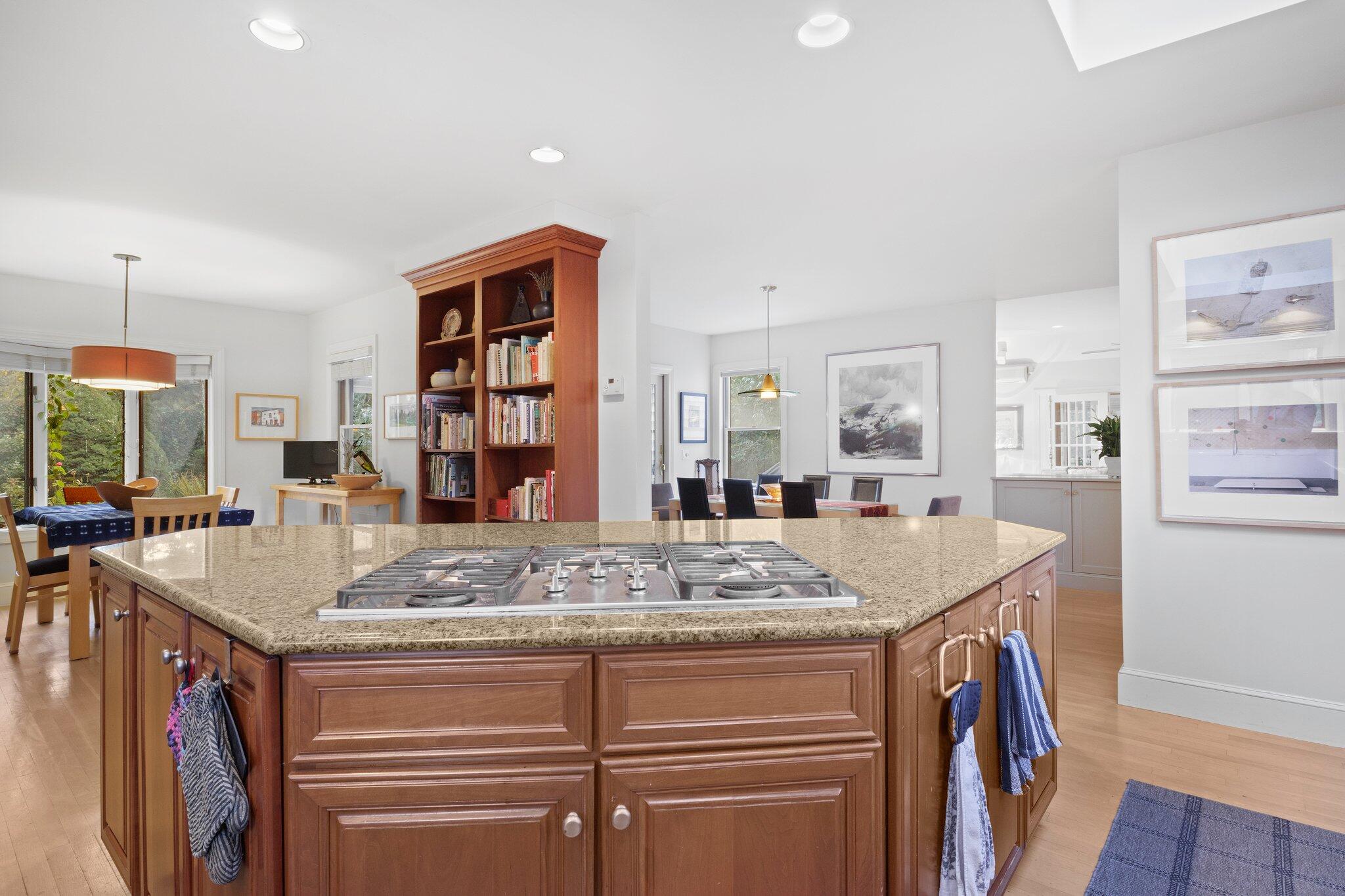 135 Locust Road Eastham, MA 02642 - Photo 25 of 88 28-web-or-mls-135-locust-rd