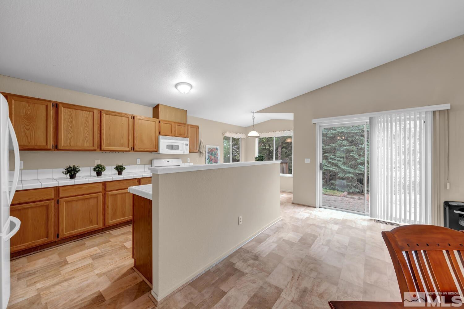 3475 Socrates Drive Reno, NV 89512 - Photo 7 of 40 Photo 7