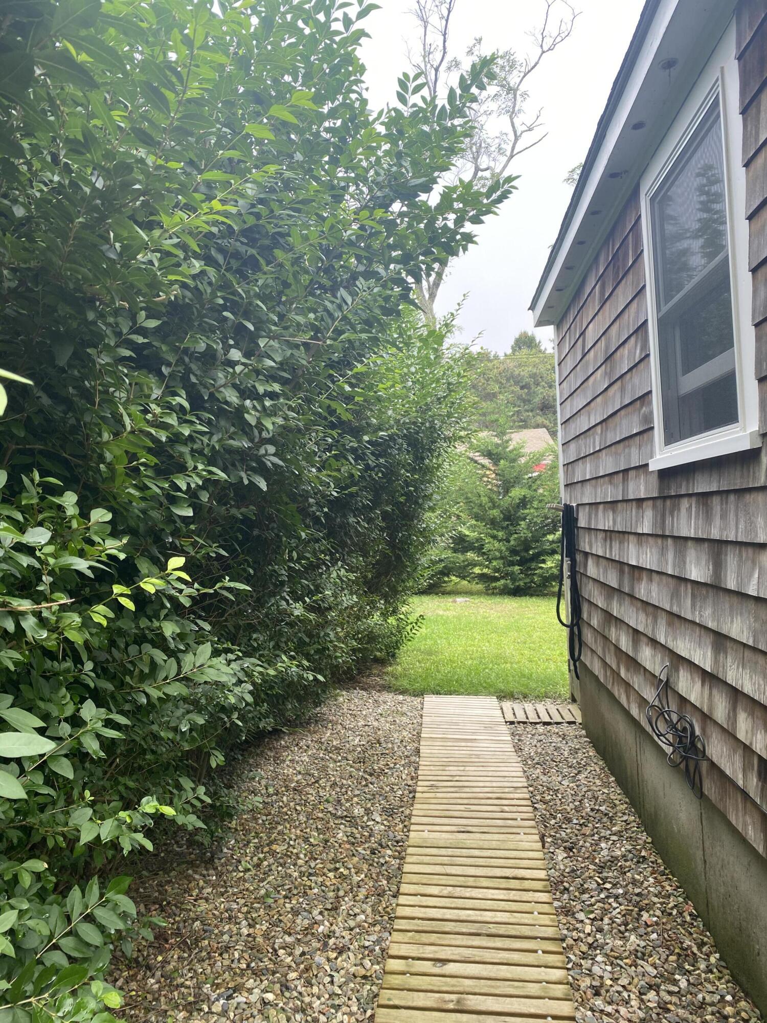 17 Shore Road, Unit 9 Truro, MA 02666 - Photo 6 of 18 17 Shore 3