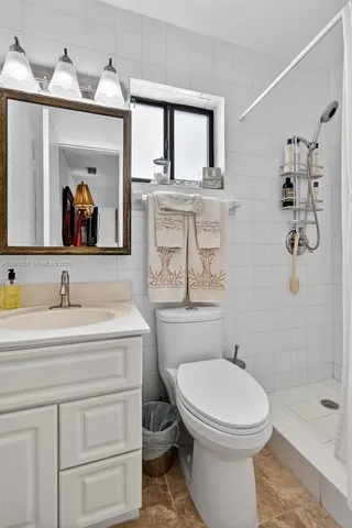 $5,000 | 17841 Northwest 84th Court, Hialeah, FL 33015