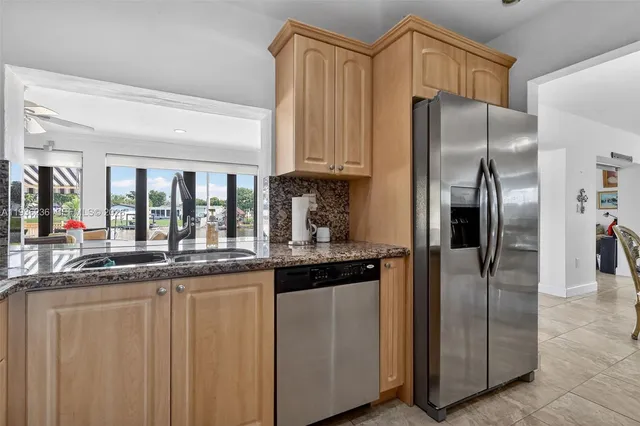 $5,000 | 17841 Northwest 84th Court, Hialeah, FL 33015