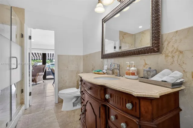 $5,000 | 17841 Northwest 84th Court, Hialeah, FL 33015