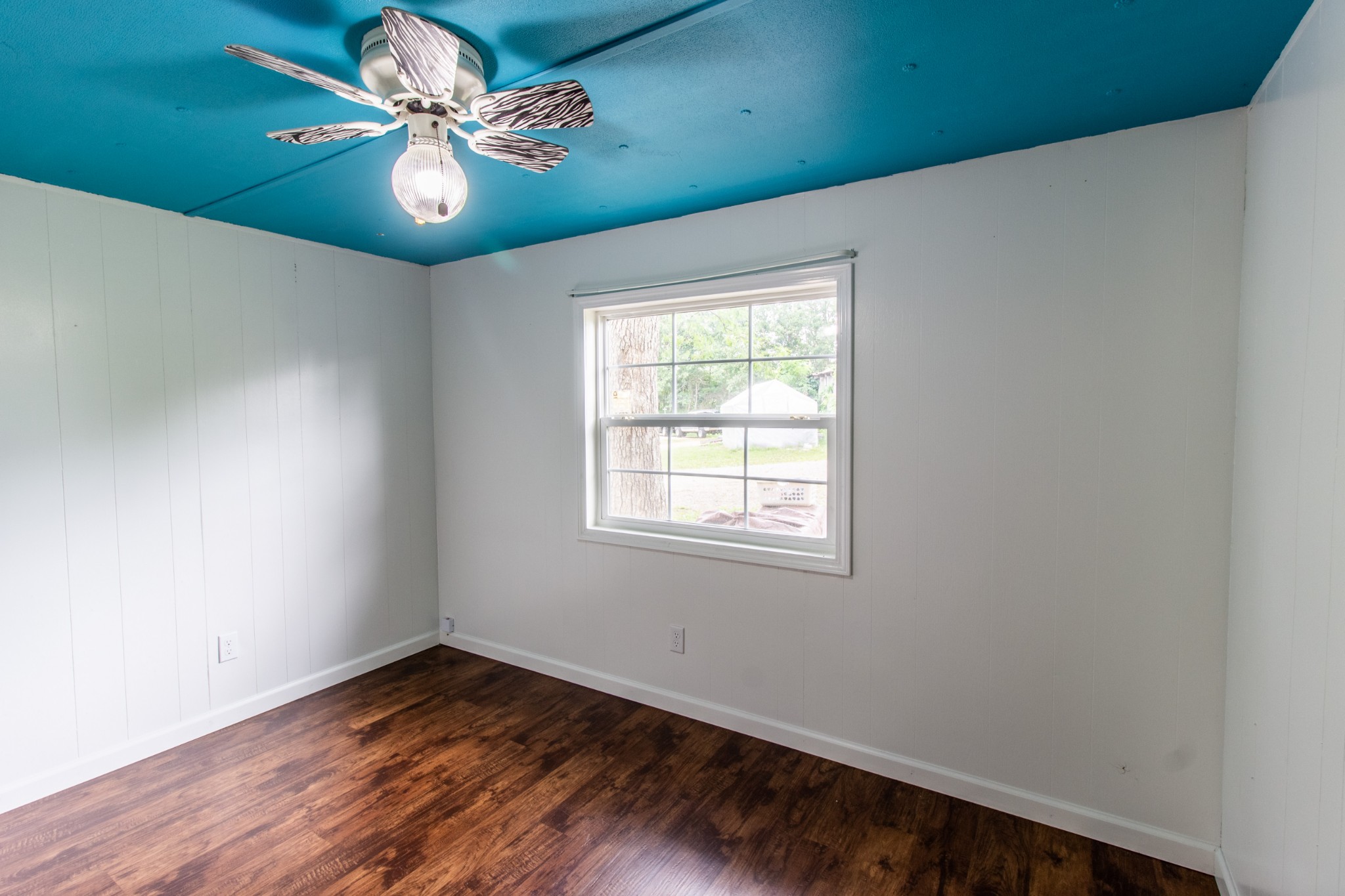 636 Parrish Lane McEwen, TN 37101 - Photo 12 of 19