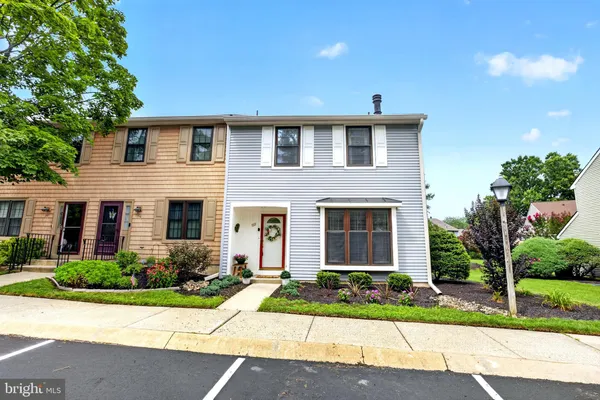 $389,900 | 709 Kings Croft Drive, Cherry Hill, NJ 08034