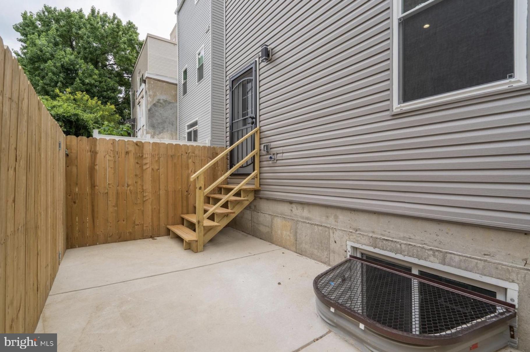 2000 North 3rd Street, Unit 1 Philadelphia, PA 19122 - Photo 5 of 10 a view of outdoor space and deck