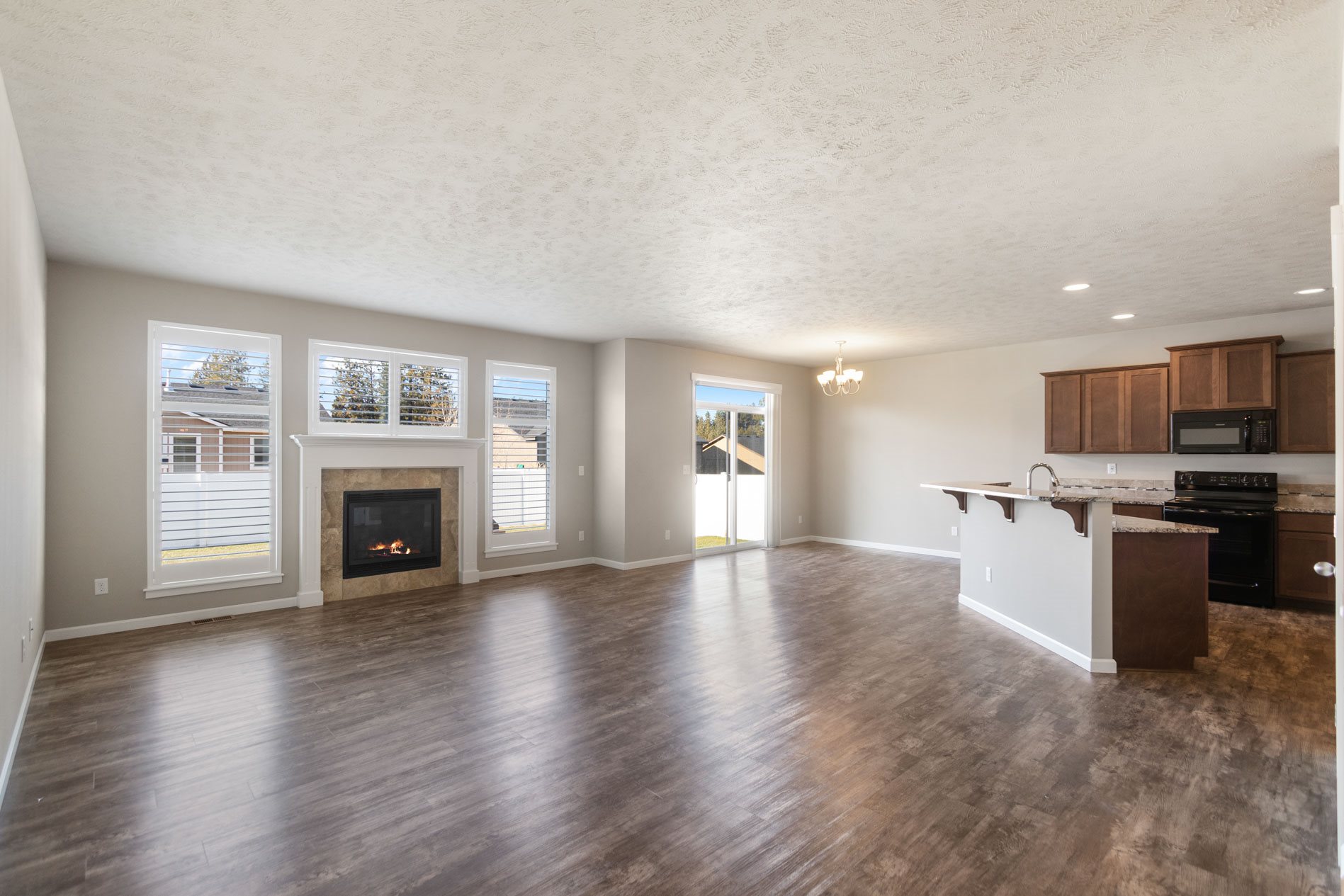 16809 North Cincinnati Lane Colbert, WA 99005 - Photo 2 of 33 Gallery Image 2