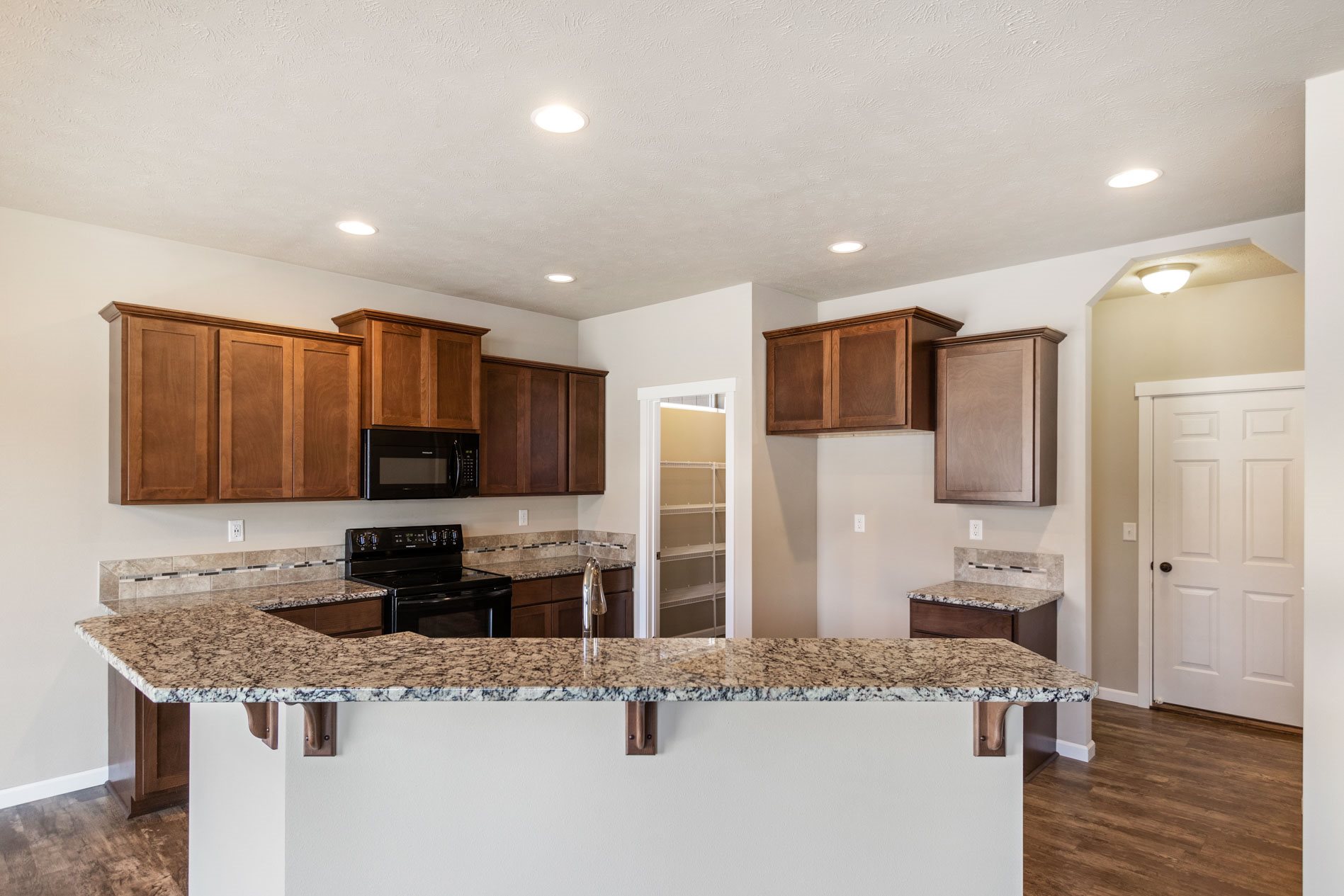 16809 North Cincinnati Lane Colbert, WA 99005 - Photo 5 of 33 Gallery Image 5
