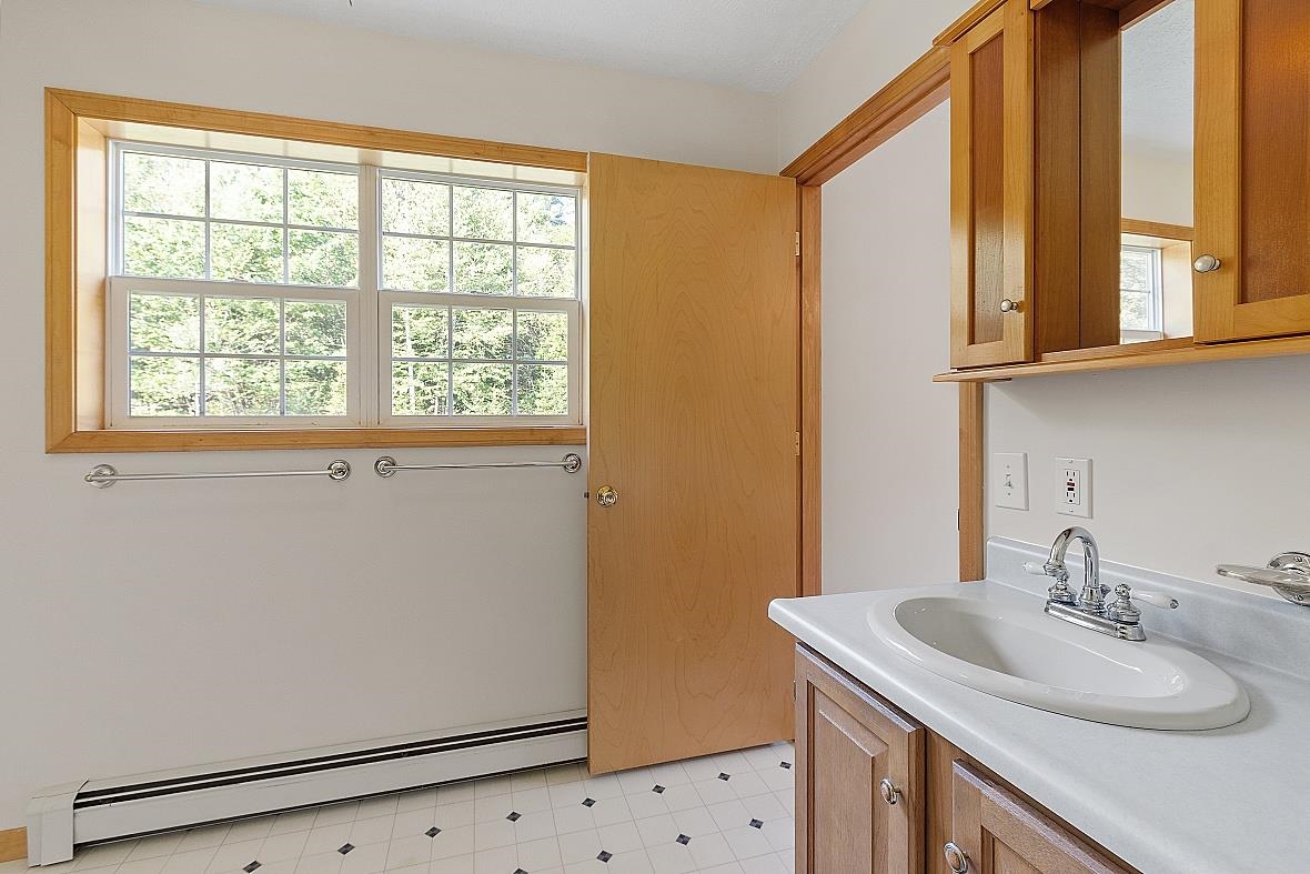 140 Valley Road Sullivan, NH 03445 - Photo 11 of 40