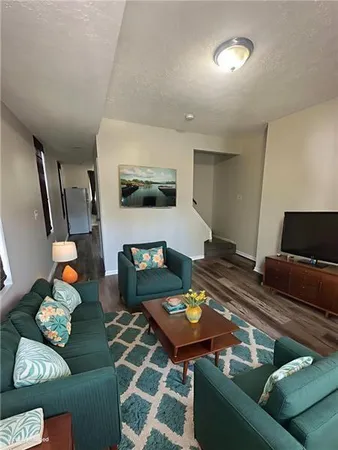 $1,400 | 457 Natchez Street, Pittsburgh, PA 15211