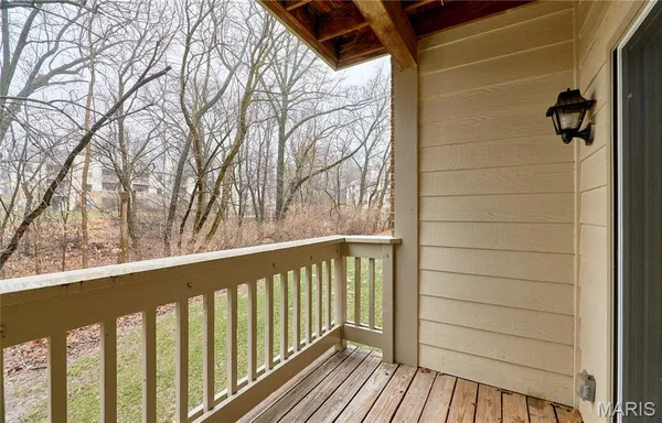 $165,000 | 12944 Bryce Canyon Drive, Unit B, Maryland Heights, MO 63043