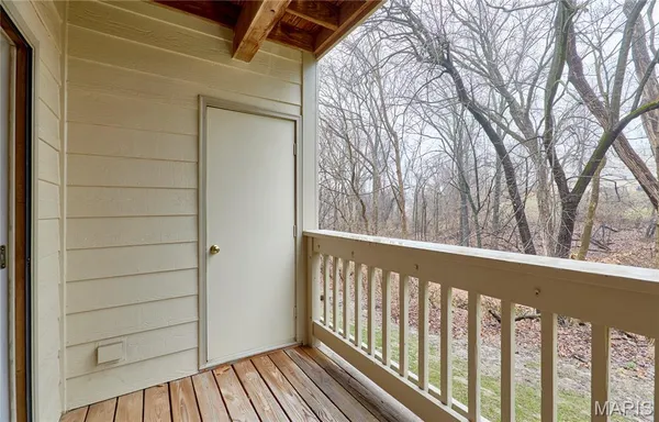 $165,000 | 12944 Bryce Canyon Drive, Unit B, Maryland Heights, MO 63043