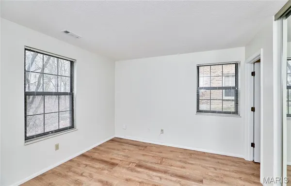 $165,000 | 12944 Bryce Canyon Drive, Unit B, Maryland Heights, MO 63043