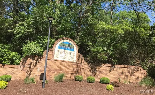 $165,000 | 12944 Bryce Canyon Drive, Unit B, Maryland Heights, MO 63043