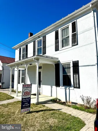 $2,450 | 508 East Main Street, Berryville, VA 22611