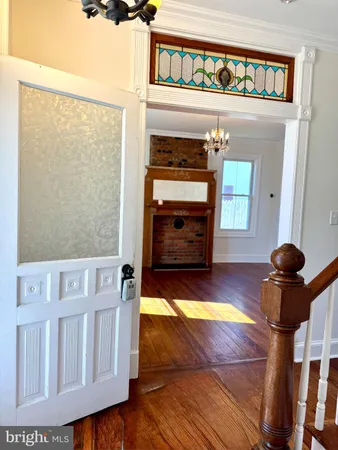 $2,450 | 508 East Main Street, Berryville, VA 22611