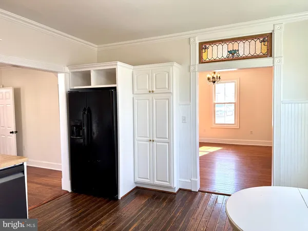 $2,450 | 508 East Main Street, Berryville, VA 22611