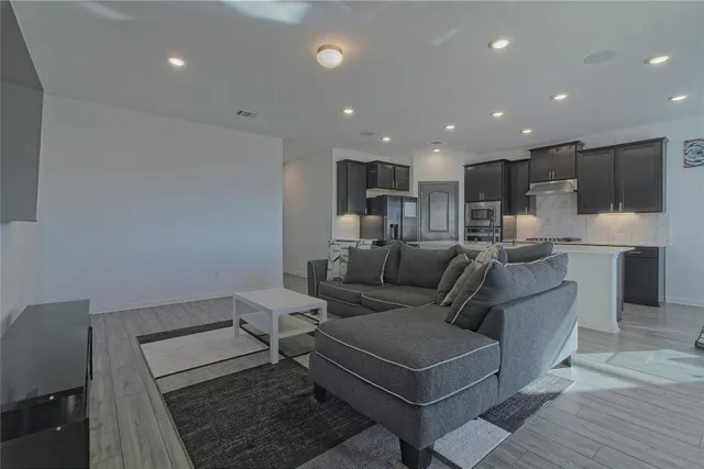 $399,999 | 113 Rocking R Court, Georgetown, TX 78633