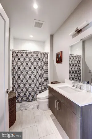 $2,500 | 1350 Maryland Avenue Northeast, Unit PH516, Washington, DC 20002