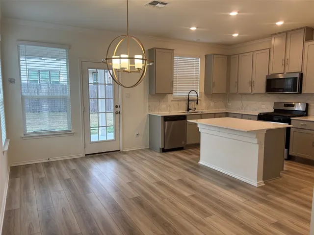 $2,650 | 4502 Gallo Matese Court, Round Rock, TX 78665