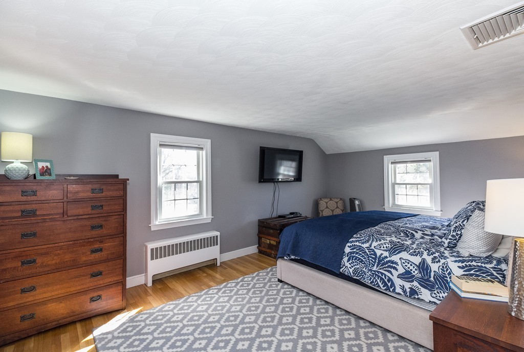 33 Wetherbee Road Waltham, MA 02453 - Photo 9 of 13 Gallery Image 9