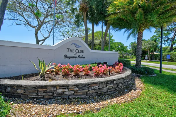 $334,900 | 4 Knightsbridge Lane, Boynton Beach, FL 33426