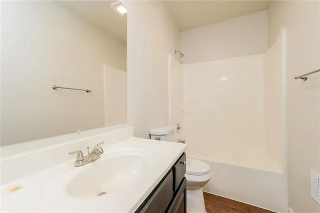 $2,185 | 17470 South Walter Street, Gardner, KS 66030