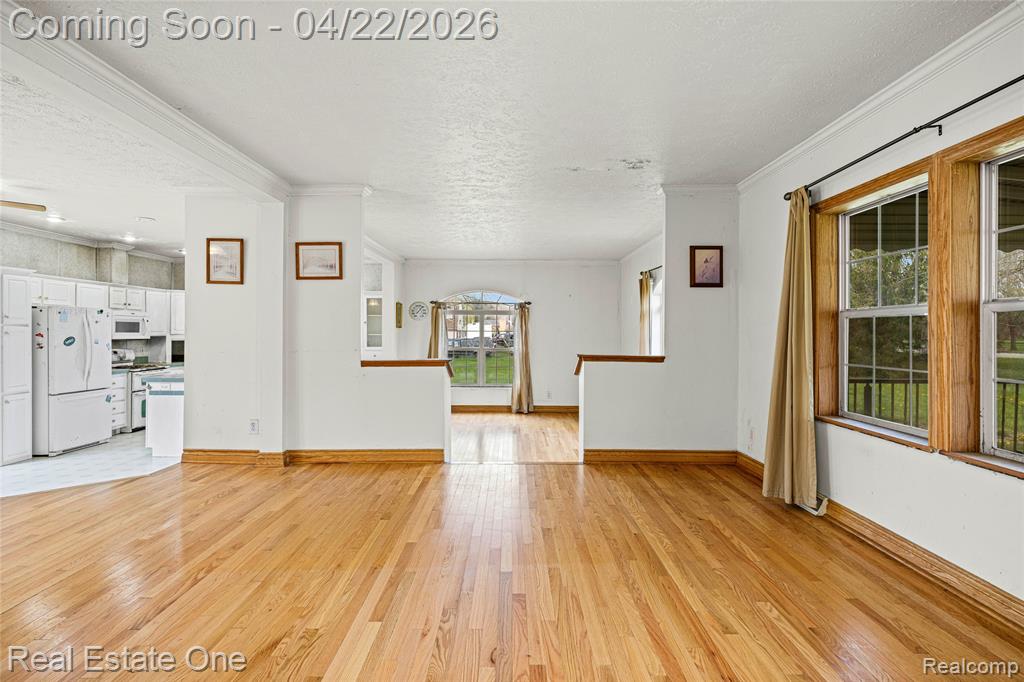 26996 Sumpter Road Belleville, MI 48111 - Photo 8 of 32