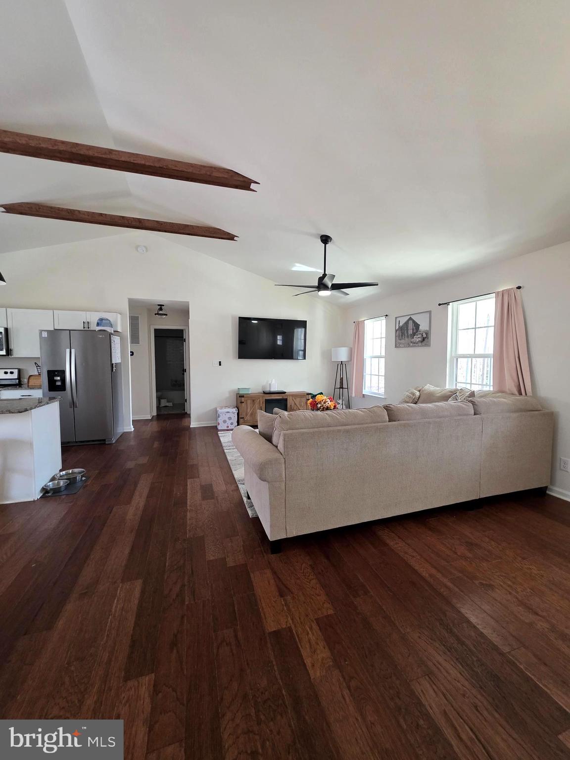 6014 Stubbs Bridge Road Mineral, VA 23117 - Photo 5 of 53 Living Room