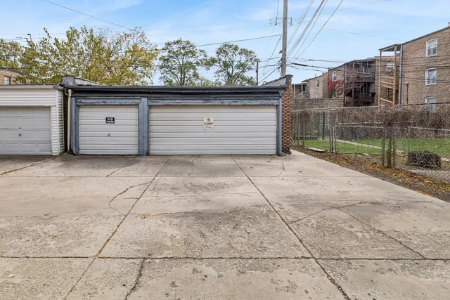 a view of a house with a garage