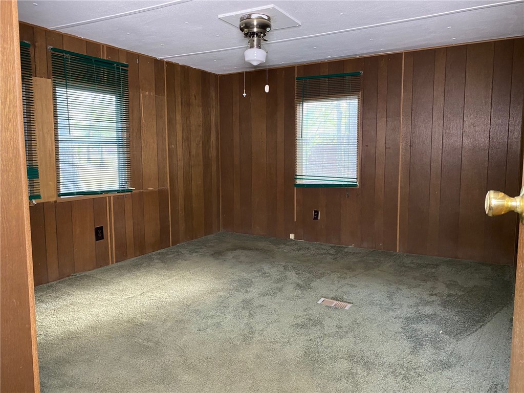 54899 Church Road Callahan, FL 32011 - Photo 16 of 35 a view of an empty room with a window