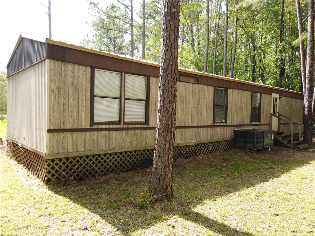 54899 Church Road Callahan, FL 32011 - Photo 30 of 35 a view of a backyard