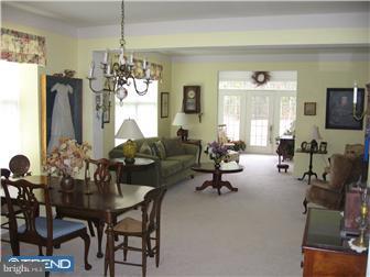 72 Mayfair Road Southampton, NJ 08088 - Photo 6 of 11 Living Room