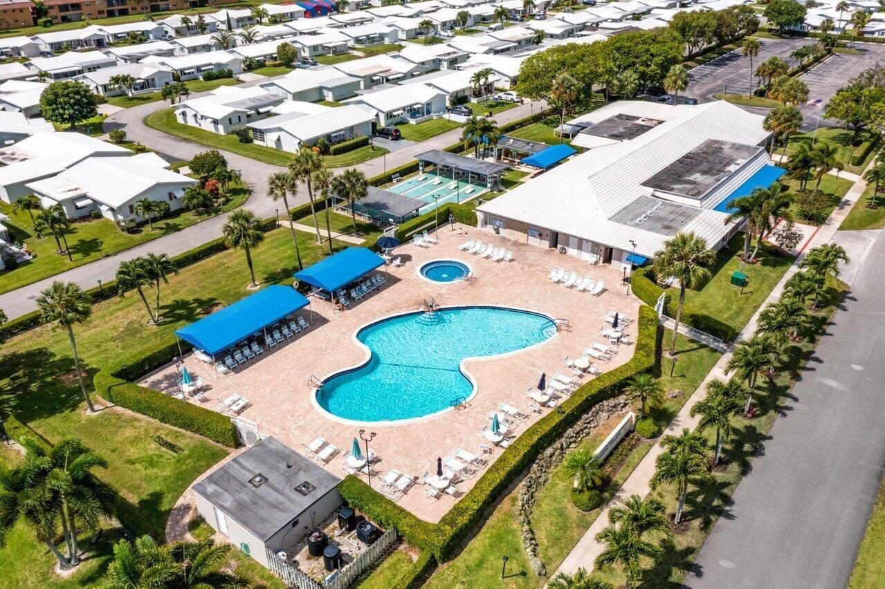 1009 Southwest 3rd Avenue Boynton Beach, FL 33426 - Photo 25 of 35 PB LV POOL AERIAL1