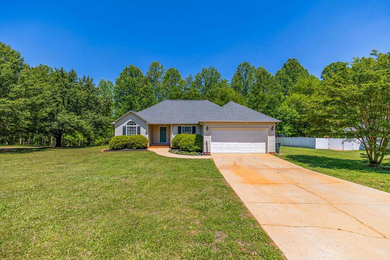 103 Deer Track Gaffney, SC 29341 - Photo 4 of 32