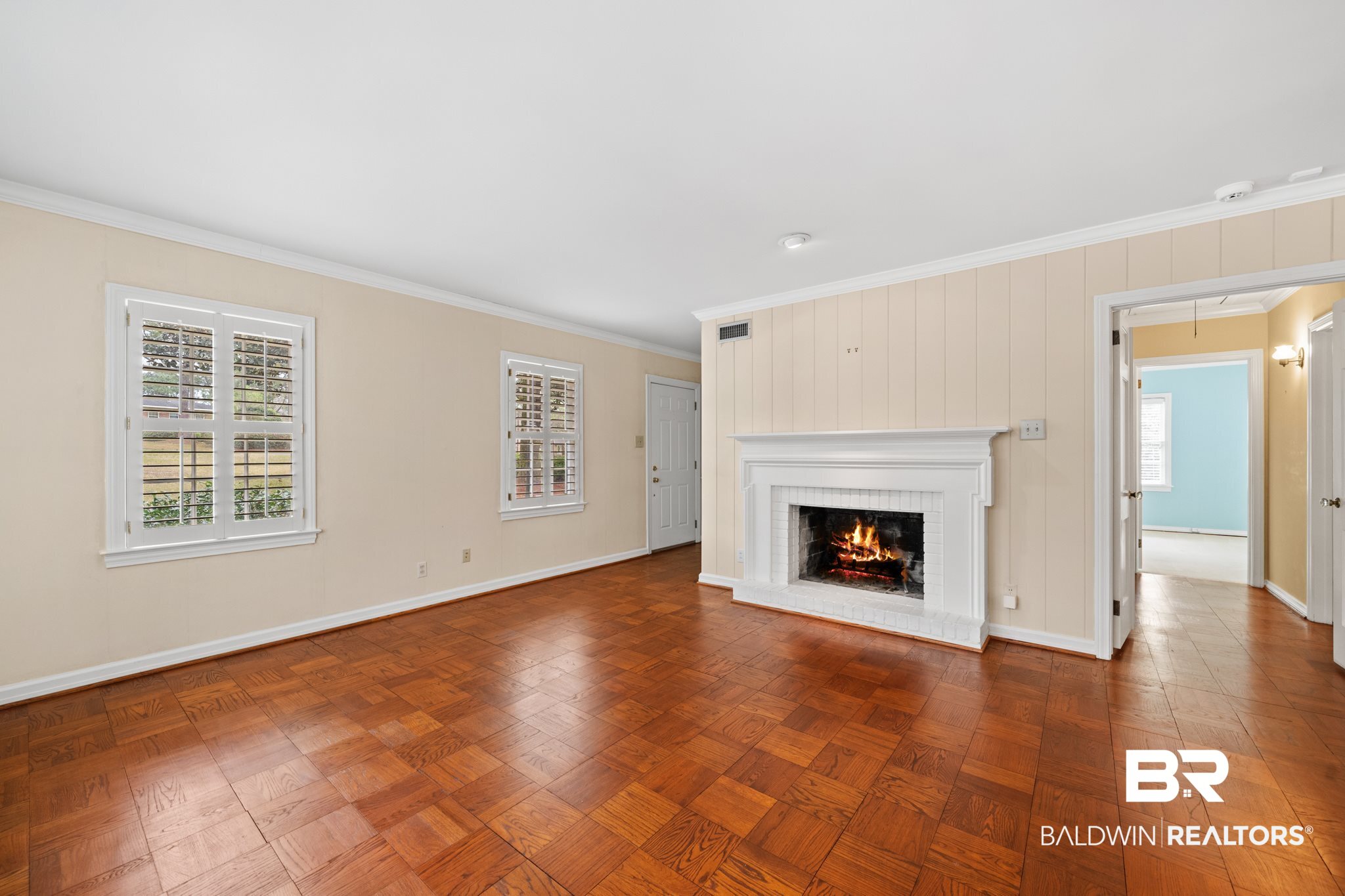 420 Byron Avenue East Mobile, AL 36609 - Photo 2 of 38